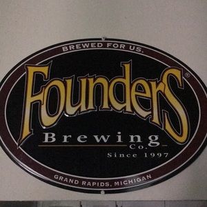 Meet your Posher, Travis